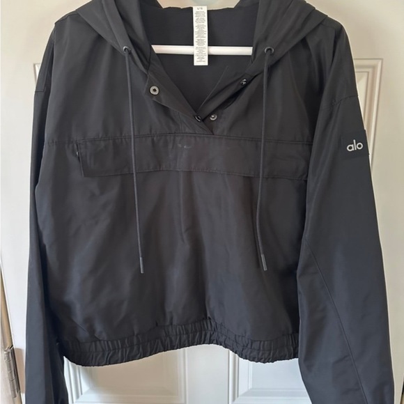 NWOT ALO Yoga Women’s International Anorak Hoodie Large - Picture 11 of 11